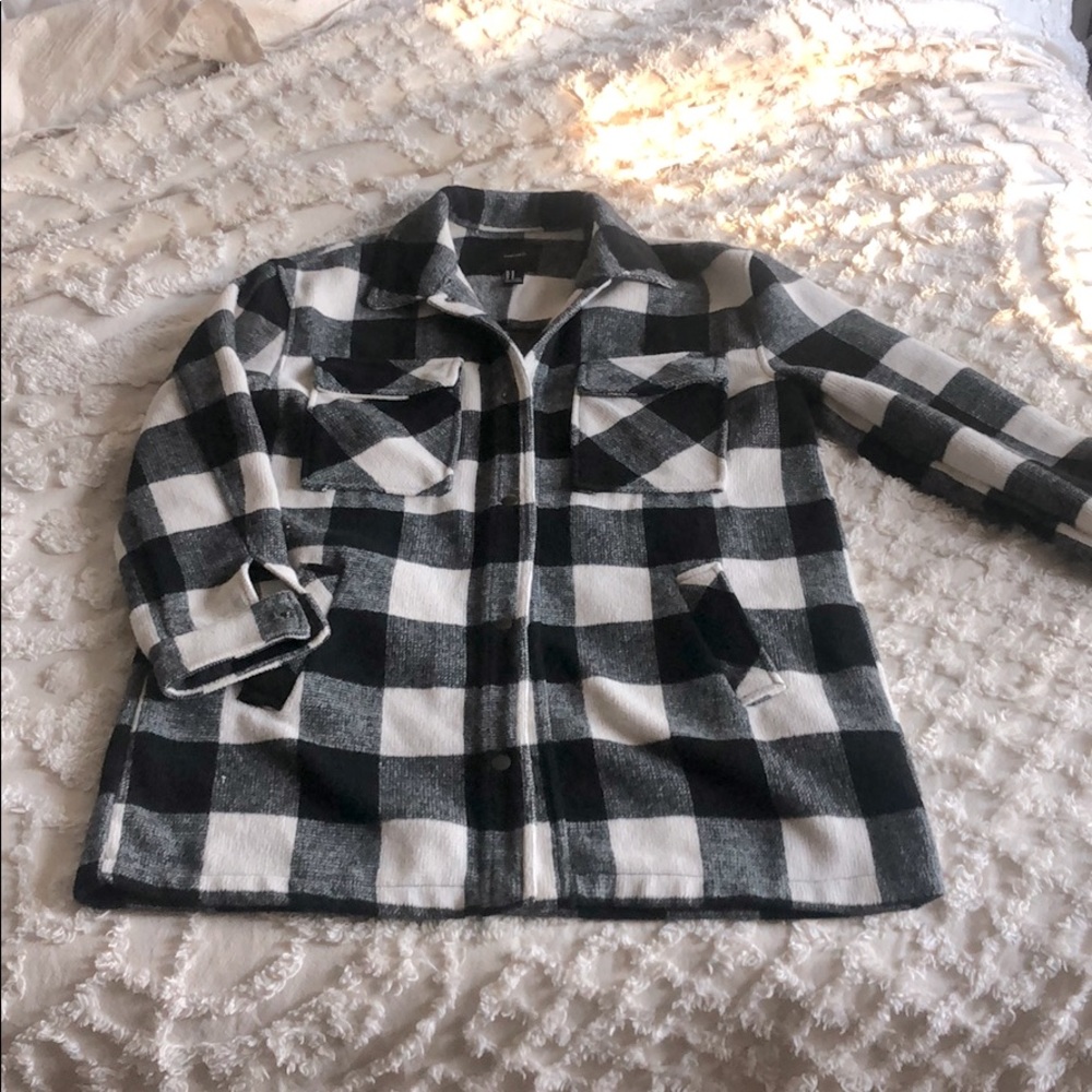 NWOT Black & White Shacket